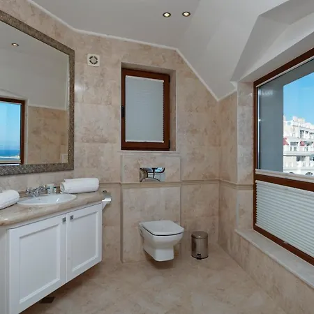 La Penthouse Апартаменты *