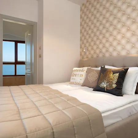 La Penthouse Апартаменты *